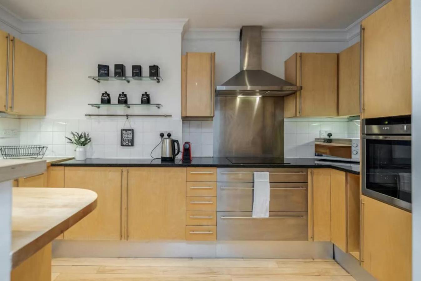 2br, Garden, Nespresso Machine, Direct Access